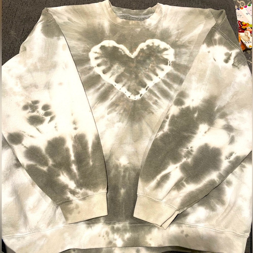 Urban outfitters tie dye sweatshirt